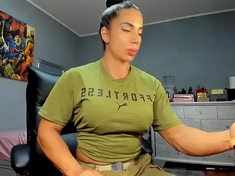 Snapshot of Alesyamuscledoll@xh chatting on October 2025 05:00:01 PM Alesyamuscledollxh online show from October 2025 05:00:01 PM