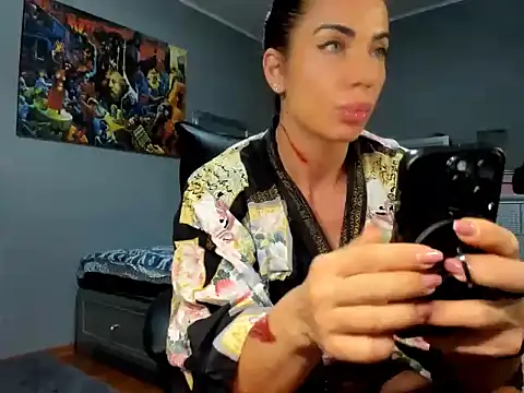 Snapshot of Alesyamuscledoll@xh chatting on November 2025 07:27:01 PM Alesyamuscledollxh online show from November 2025 07:27:01 PM