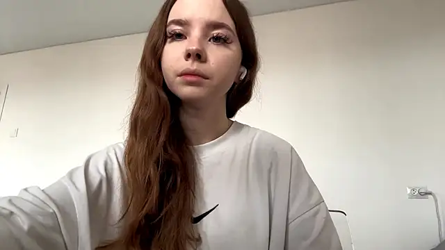 Snapshot of EhtelBiondi chatting on October 2025 08:16:02 AM EhtelBiondi online show from October 2025 08:16:02 AM