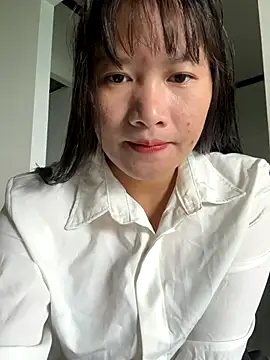 TrangNemo online show from October 2025 12:27:01 AM