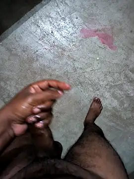 Snapshot of Bull_For_Cuckold_Realmeet chatting on October 2025 08:37:02 AM Bull For Cuckold Realmeet online show from October 2025 08:37:02 AM