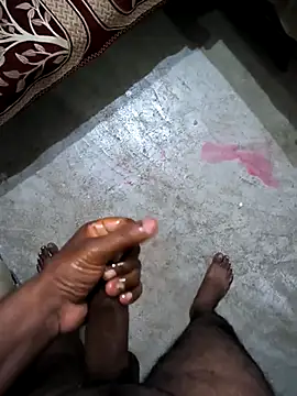 Snapshot of Bull_For_Cuckold_Realmeet chatting on November 2025 04:40:01 PM Bull For Cuckold Realmeet online show from November 2025 04:40:01 PM