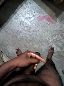 Snapshot of Bull_For_Cuckold_Realmeet chatting on November 2025 07:39:01 AM Bull For Cuckold Realmeet online show from November 2025 07:39:01 AM