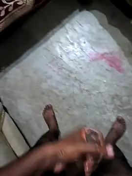 Snapshot of Bull_For_Cuckold_Realmeet chatting on November 2025 06:34:02 PM Bull For Cuckold Realmeet online show from November 2025 06:34:02 PM