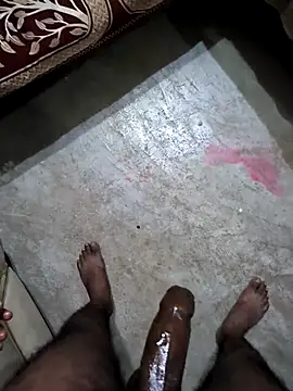 Snapshot of Bull_For_Cuckold_Realmeet chatting on November 2025 05:13:02 PM Bull For Cuckold Realmeet online show from November 2025 05:13:02 PM