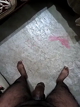 Snapshot of Bull_For_Cuckold_Realmeet chatting on December 2025 09:29:01 AM Bull For Cuckold Realmeet online show from December 2025 09:29:01 AM