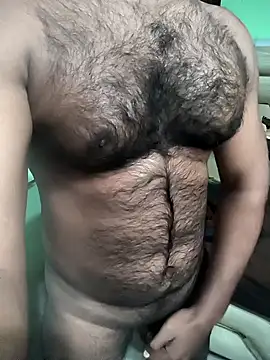 Snapshot of Bull_For_Cuckold_Realmeet chatting on December 2025 03:52:01 PM Bull For Cuckold Realmeet online show from December 2025 03:52:01 PM