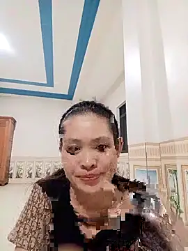 Young vietnamese online show from October 2025 12:39:02 PM