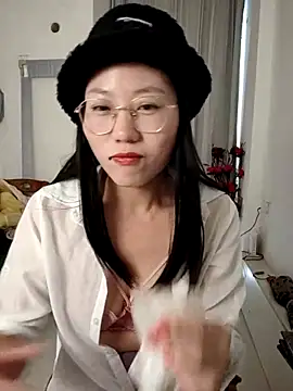 nini10052025 online show from December 2025 04:22:01 AM