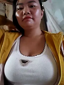 Snapshot of pi-pi-00 chatting on October 2025 04:13:02 AM pi-pi-00 online show from October 2025 04:13:02 AM