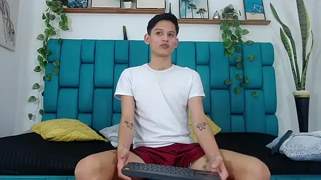 Brian hot online show from October 2025 12:17:02 PM