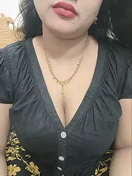 Snapshot of Beauty_Queen_Soniya chatting on July 2026 02:16:01 AM Beauty Queen Soniya online show from July 2026 02:16:01 AM