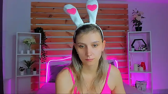 Snapshot of Sophia_Elliott chatting on October 2025 01:50:02 AM Sophia Elliott online show from October 2025 01:50:02 AM
