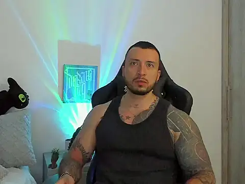 Dave-Max01 online show from October 2025 02:17:02 AM