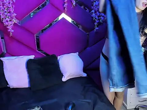 Gisell Squirt  online show from November 2025 12:05:01 PM