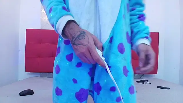 JacobBlackwell  online show from October 2025 11:55:02 AM