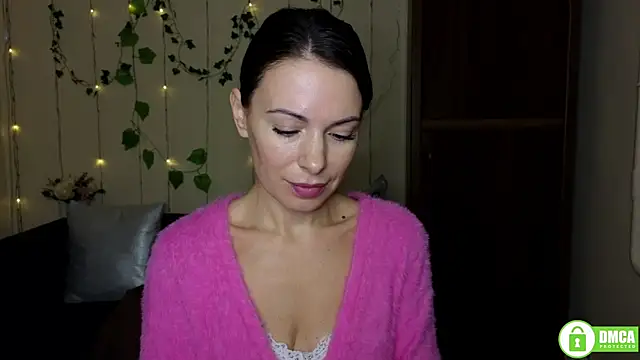 Rita lovvylyou online show from October 2025 11:29:01 AM