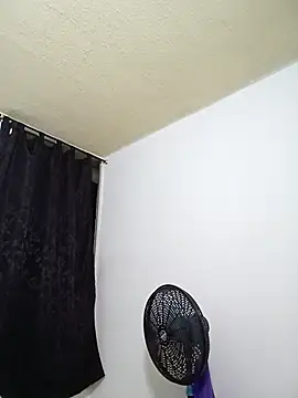 Nelsareth online show from October 2025 03:25:01 AM