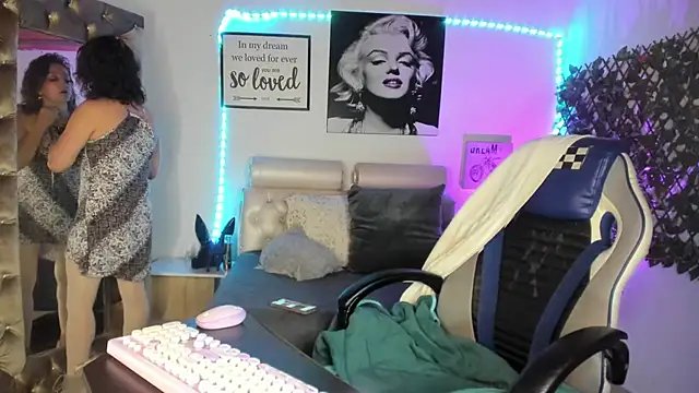 Snapshot of Beatricez chatting on October 2025 12:01:02 AM Beatricez online show from October 2025 12:01:02 AM