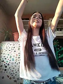 Lady Elsa Snow online show from November 2025 01:10:02 PM