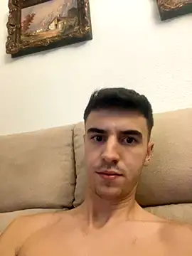 Snapshot of suarezz_ chatting on October 2025 06:03:02 PM suarezz  online show from October 2025 06:03:02 PM