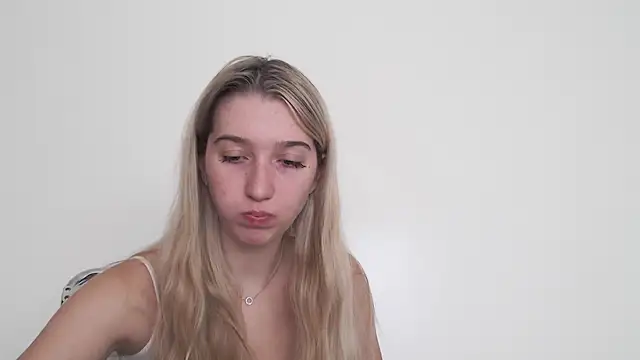 Lucyreeel  online show from October 2025 11:11:01 AM