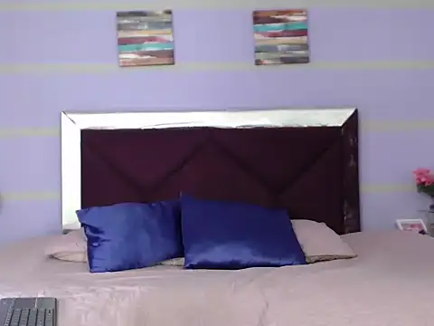 LizzyGrey  online show from October 2025 07:25:02 PM