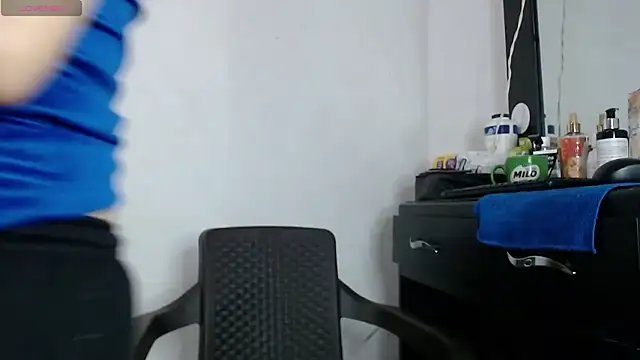 Damara Rolands- online show from November 2025 05:47:01 PM