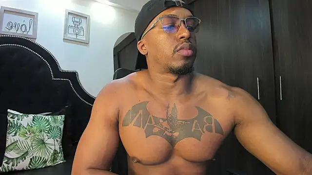 Snapshot of DenzelRios chatting on November 2025 07:23:02 PM DenzelRios online show from November 2025 07:23:02 PM