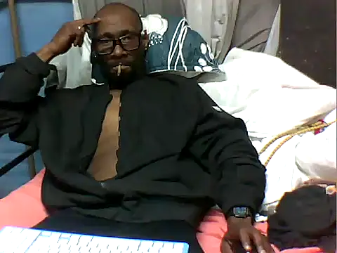 Toyboya6 online show from June 2026 10:52:02 PM