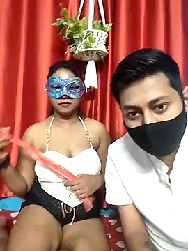 hornycouple654 online show from October 2025 06:50:01 PM