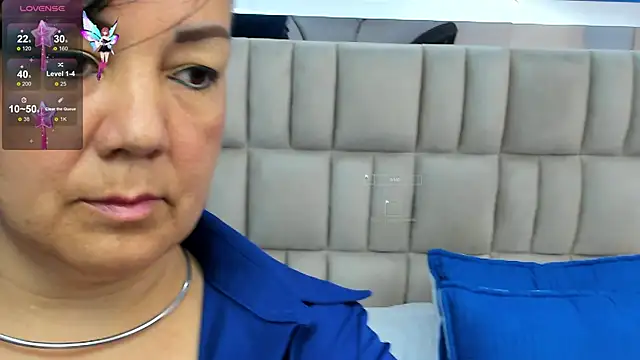 Snapshot of tania_reyes_ chatting on October 2025 02:44:01 AM tania reyes  online show from October 2025 02:44:01 AM