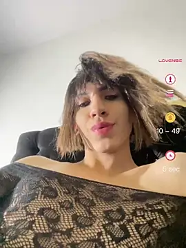 SiaraRealist online show from June 2026 02:27:01 AM