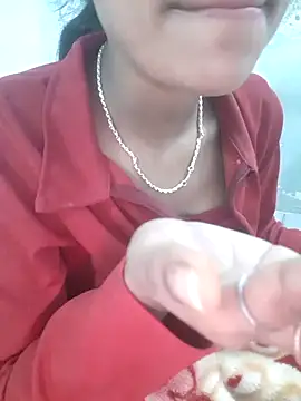 Snapshot of Mahi677 chatting on February 2026 04:39:01 AM Mahi677 online show from February 2026 04:39:01 AM