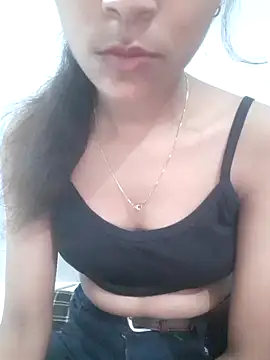 Snapshot of Mahi677 chatting on March 2026 04:29:01 AM Mahi677 online show from March 2026 04:29:01 AM