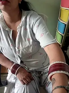 Snapshot of Parya_109 chatting on October 2025 05:52:01 AM Parya 109 online show from October 2025 05:52:01 AM