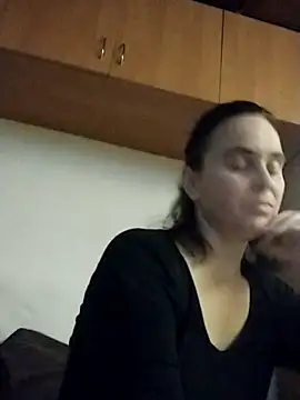 Snapshot of Ella-433 chatting on November 2025 06:45:02 PM Ella-433 online show from November 2025 06:45:02 PM