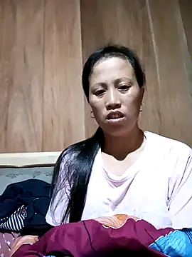 jerry-xx online show from November 2025 01:00:01 PM