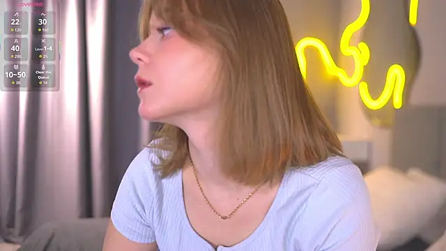 lorapalmerry online show from October 2025 02:51:02 PM