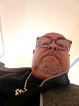 B1GLO online show from February 2026 11:55:02 PM