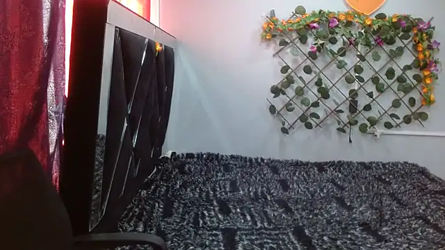 Melani ebony online show from March 2026 01:49:01 PM