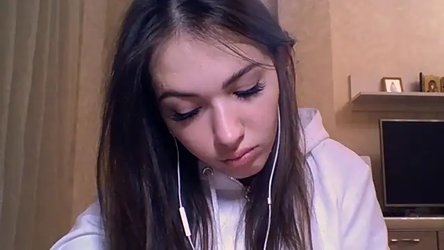 CeyaLier online show from November 2025 05:11:01 PM