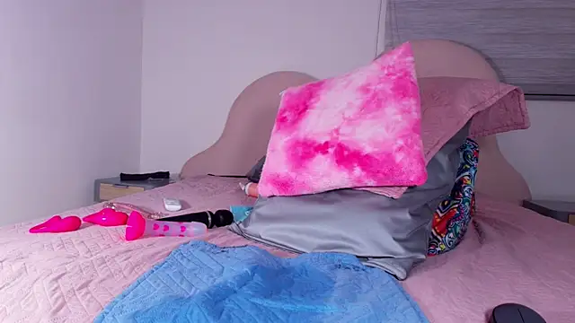 lu mystic online show from April 2026 07:45:01 AM