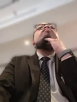 Lifewithcno online show from April 2026 02:11:02 PM