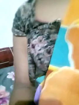 Snapshot of Sexy_Riya_Bhabhi chatting on November 2025 05:43:02 AM Sexy Riya Bhabhi online show from November 2025 05:43:02 AM