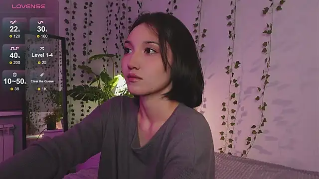 GentleMusee online show from November 2025 02:28:01 PM