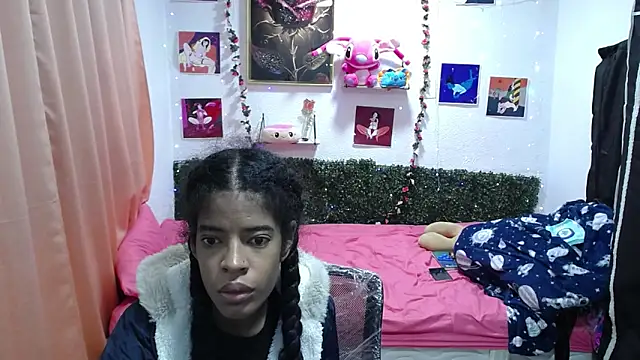 Snapshot of thianahorny chatting on April 2026 12:36:01 PM thianahorny online show from April 2026 12:36:01 PM