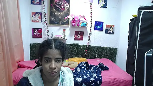 Snapshot of thianahorny chatting on April 2026 01:59:01 PM thianahorny online show from April 2026 01:59:01 PM