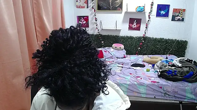 Snapshot of thianahorny chatting on May 2026 01:28:01 PM thianahorny online show from May 2026 01:28:01 PM