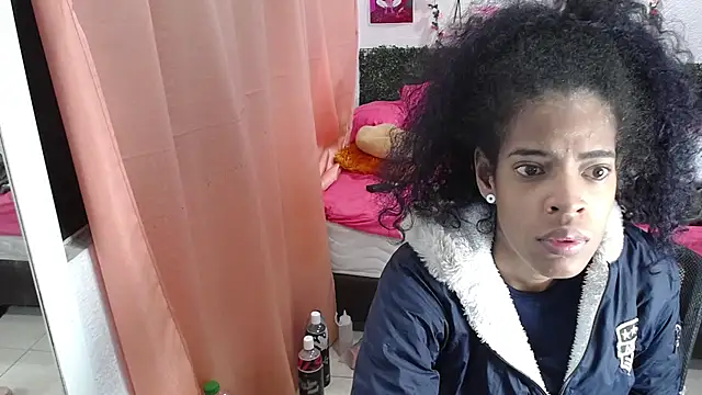 Snapshot of thianahorny chatting on June 2026 12:51:02 PM thianahorny online show from June 2026 12:51:02 PM